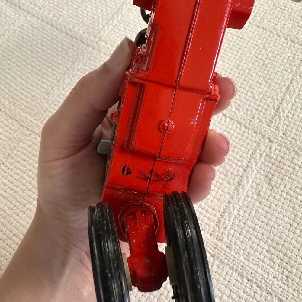 VTG Ertl Ford 901 Select O Speed Tractor Diecast 1/16 Scale Red Farm Toy